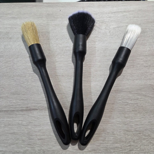 Kit de 3 pinceles suaves para el interior de tu vehículo
