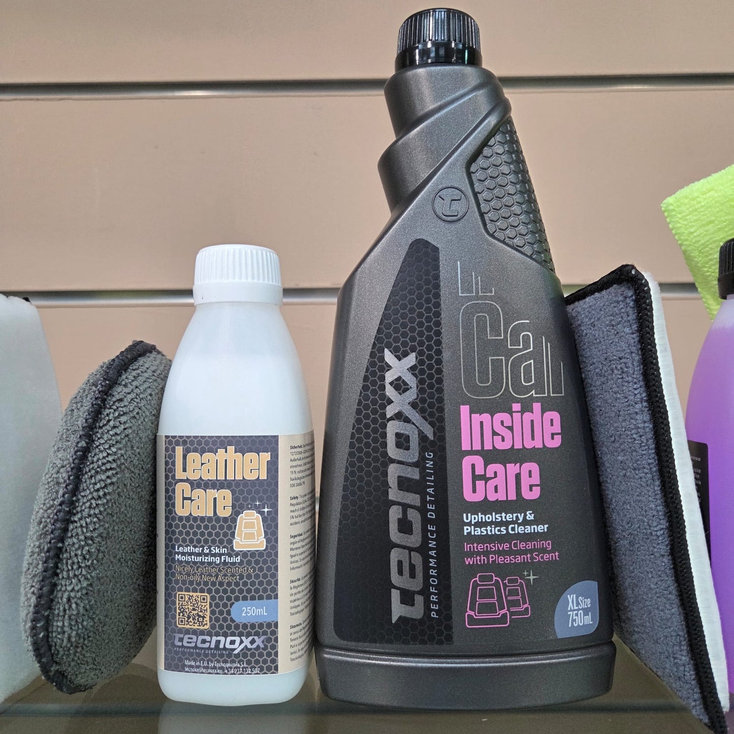 COMBO LIMPIEZA TAPICERÍA DE CUERO PARA DE TU VEHÍCULO