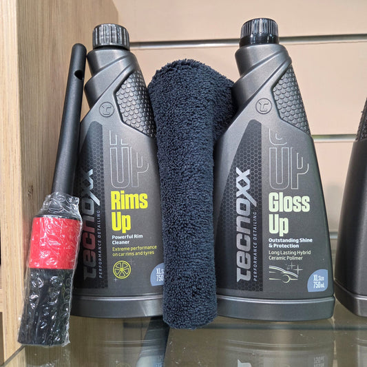 COMBO CERA CERAMICA + LLANTAS CON DESCONTAMINANTE FÉRRICO PARA LIMPIEZA DE VEHÍCULOS