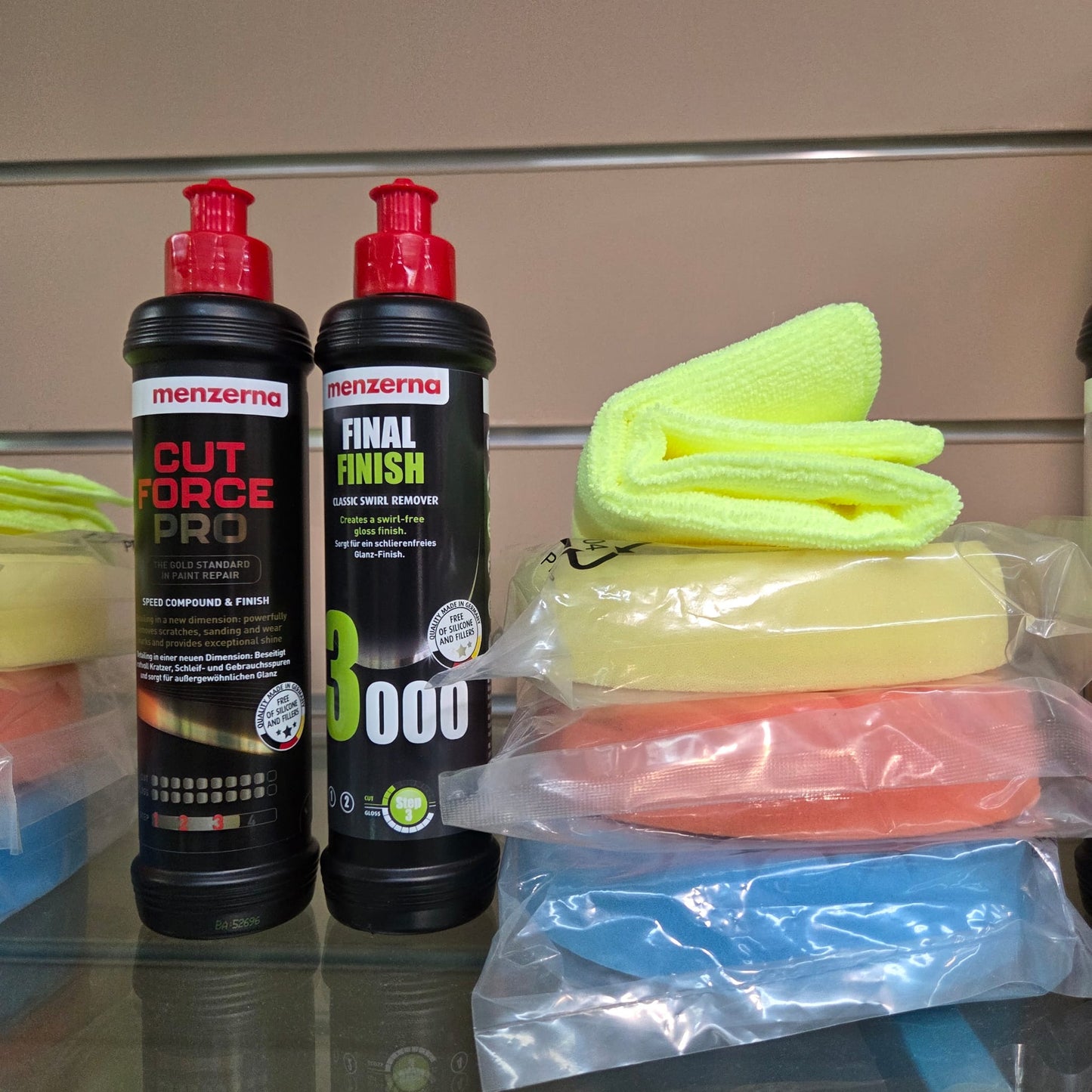 PACK 2 pasos brillo ESPEJO MENZERNA + PADS para tu vehículo